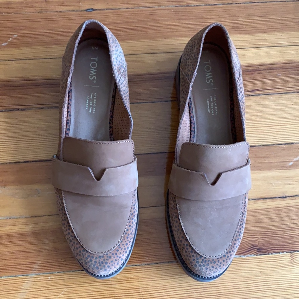 TOMS Mallory Flats/Loafers - sold out online! - Picture 5 of 12